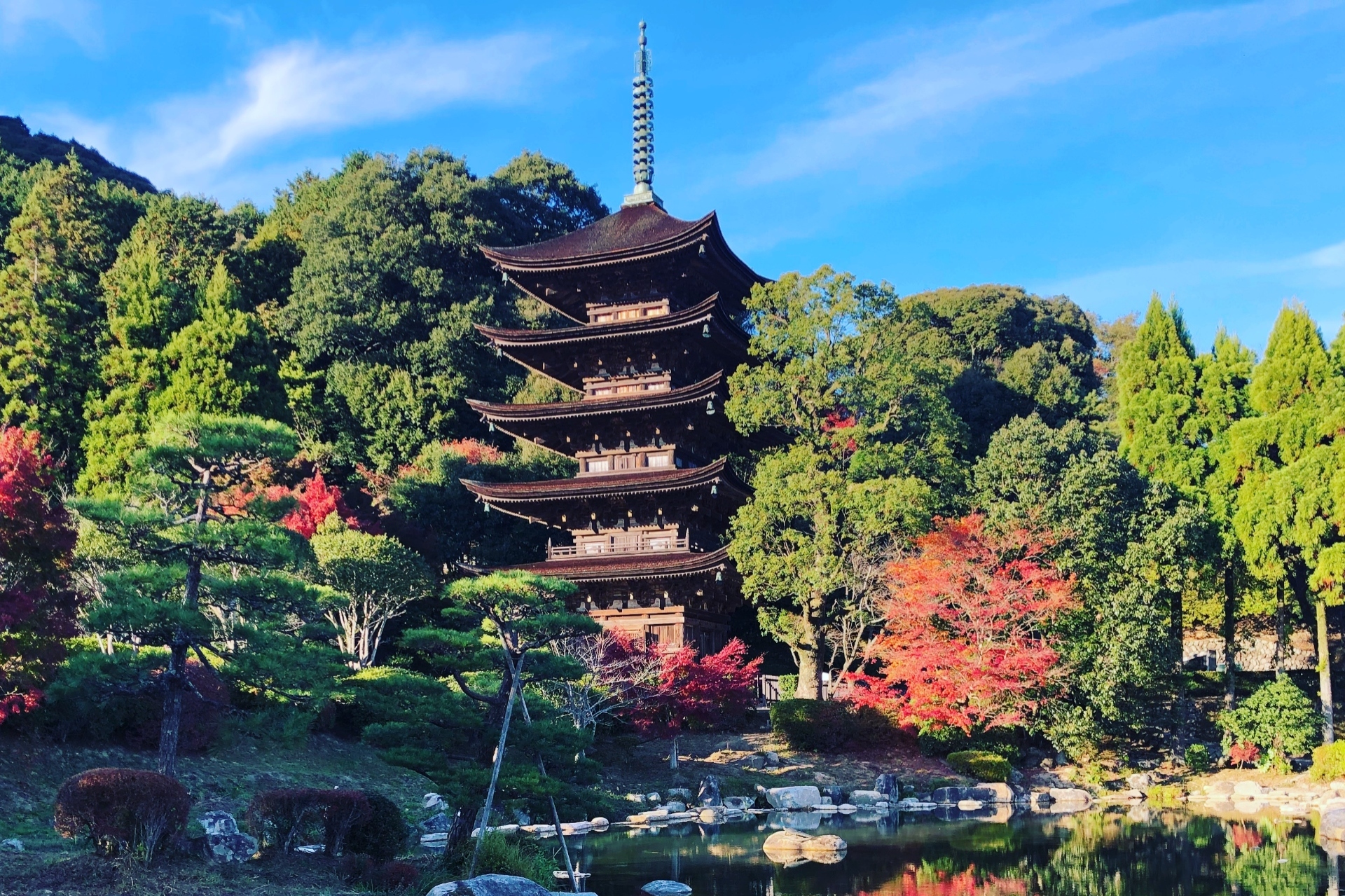 瑠璃光寺五重塔（香山公園）